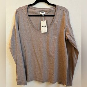 Pact Women's Long Sleeve Top in Soft Gray